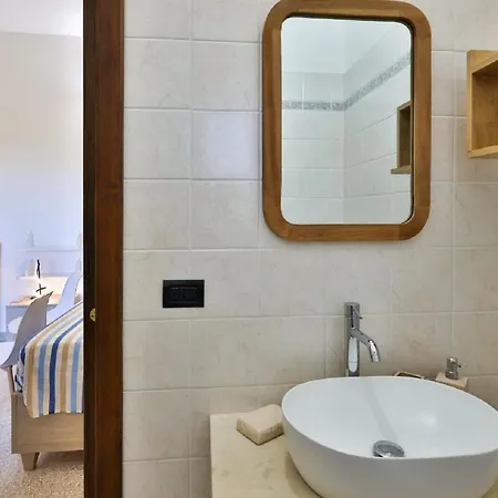 Casina Le Rene - Con Piscina Privata E Ampio Giardino * Poggiardo