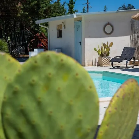 Casina Le Rene - Con Piscina Privata E Ampio Giardino * Poggiardo